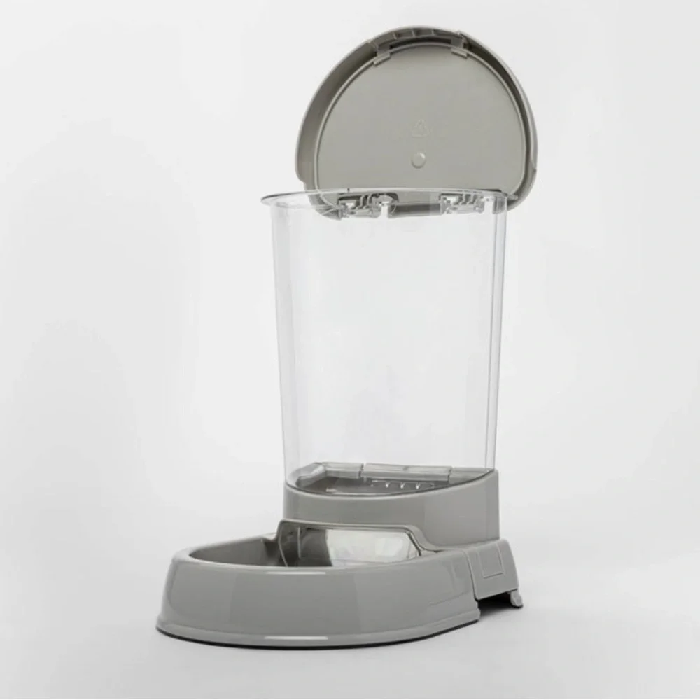 GRAVITY FEEDER